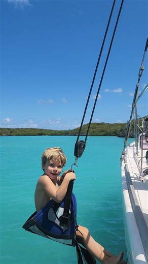 We have three swings on the boat: one from the jib on the bow, one from the dinghy davits going straight into the water at the back, and the side swing. I think the side swing is their favorite since they can push away from the boat and "fly" for a second. . #Swing #BoatLife #CatamaranLife #BoatKid #lifeAtSea #NoFear #OurJourney #FollowYourDreams #FollowThe5un | Follow the 5un