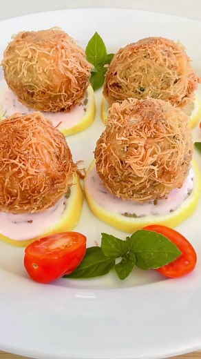 Delicious Cod Fritters with Santorini Fava: Recipe and Cooking Guide