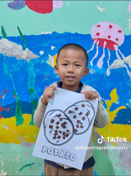 Upper Nursery အတန်းလေးမှ သားသားမီးမီး‌လေးများရဲ့ Potato 🥔 project လေးပါရှင့်😚🌈 📌ဆက်သွယ်စုံစမ်းရန်📌 GTC အနီး၊ ရွှေညောင်ပင်လမ်းထောင့်၊ စိန်ဘော်ဒါဟောင်း၊ DT Centre ကျောင်း၊ရပ်ကွက်(၁၀)၊ အေးသာယာမြို့။ ☎️ 09-680 008 666, 098 864 40 066 Telegram - @dtcentre03 #preschool #ayetharyar #english #fyp #foryou