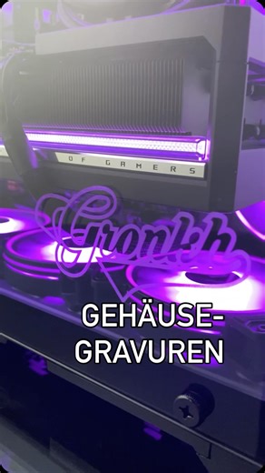 BoostBoxx on Instagram: "Gravuren - Dein PC, dein Style 🔥 Wähle bei deiner BoostBoxx aus der HandOfBlood, Gronkh, KeysJore, Papaplatte oder PietSmiet Edition einfach die Lasergravur-Option dazu und mach dein System zu einem echten Unikat ⚡️ Was sagst du? Mit oder ohne Gravur? 🤔 💎 Hochpräzise Gravur 💪 Professionelles Finish 🔥 Exklusiv für ausgewählte Editionen 👉 Jetzt im Shop über die Aufrüst-Option hinzufügen! #BoostBoxx #GamingSetup #CustomPC #Lasergravur #HandOfBlood #KeysJore #Papaplatt