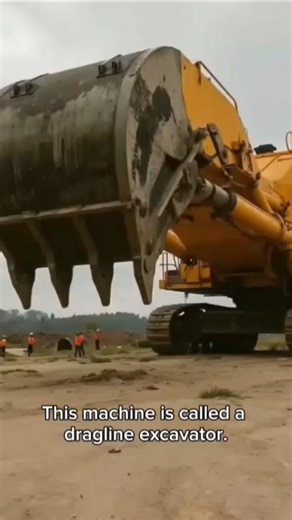 World’s Largest Dragline Excavator | Giant Mining Machine in Action