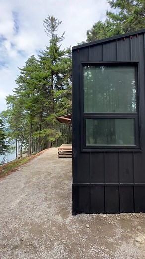 This is what dreams are made of; a summer getaway house on the ocean in Southwest Harbour, Maine. 🇺🇸 We recently installed this Halcyon 02 model customized for our clients. We love using @luxarchitecturalproducts as it gives our clients a durable maintenance free exterior that looks incredible. This is especially important in a tiny home as the home has no drip edges so it is exposed to the elements all the time. This durable siding gives peace of mind for this ocean front tiny house. ☀️ This 
