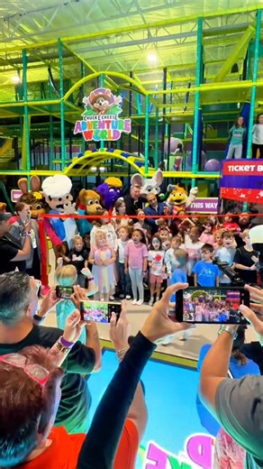 45K views · 691 reactions | We got a sneak peek of the NEW Chuck E. Cheese Adventure World! ✨ This place is a whole new world of indoor fun with a multi story playground, imagination zones, and the characters we all grew up with! ✨ It is now open and we highly recommend it to our friends, family, and followers! 1536 W Interstate 20, Arlington, TX 76017 | The Texas Family | Facebook