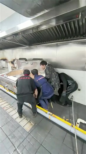 商用厨具安装