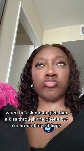 Sending Virtual Kisses: A TikTok Trend Explained