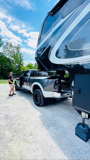 1.8M views · 34K reactions | Life in a camper…and we just made a BIG CHANGE 珞 #rvlife #CamperLife #rvliving #camper #dayinthelife #travellife | Livin' That Fun Life | Facebook