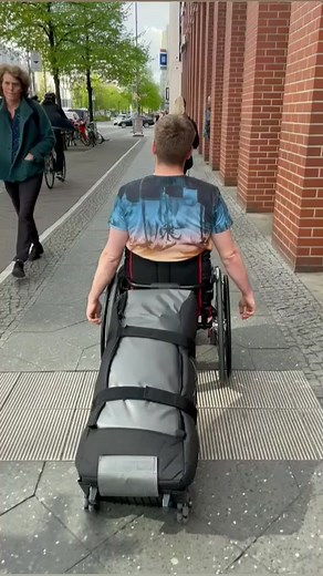Need to move a lot of stuff? The System XL bag is the bags for you!!An extra large hold capacity bag that attaches to your System Trolley. Total independence to move your stuff 😍The System Trolley XL bags in colour black currently have 25% off at phoenixinstinct.com (link in the bio) 🎥@willruane #phoenixinstinct #wheelchair #wheelchairuser #wheelchairlife #adaptivefashion #adaptive #wheelchairbag #travel #bag | Phoenix Instinct