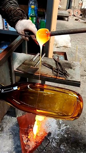 How Plastic Bottles Are Made 🔥 | Amazing Bottle Manufacturing Process #shorts