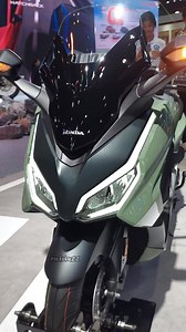 460K views · 8.7K reactions | Honda's Latest Maxi Scooter 2025 | Moto Buzz | Facebook