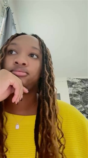 #DayInTheLife: Intern Style 💚 Through internships across campus, we’re proud to offer real-world experience that helps our Spartans build confidence, sharpen skills and step into the workforce prepared, not surprised. Take Jasmine, for example. A two-time UMC intern with big goals in the social media space, she’s gaining hands-on experience while turning her ambition into action. Curious about internships at USC Upstate? Comment INTERN and we’ll point you in the right direction. #USCUpstate #In