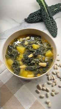 Black cabbage and bean soup