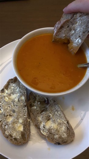 5 minute vegan soup (perfect lunch meal) #quickvegan #veganlunch #vegansoup