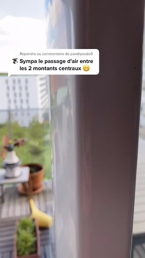 Installation d'une chatière avec isolant pour fenêtres - Astuce pratique