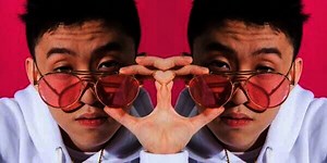 Rich Brian: 'Glow Like Dat', Lirik Cinta Rapper Muda Indonesia | Dream.co.id