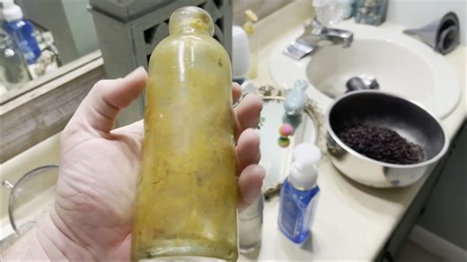 58K views · 1K reactions | How to Clean Valuable Antique bottles! #howto #clean #antique | Adventure Archaeology And Southern Diggers | Facebook