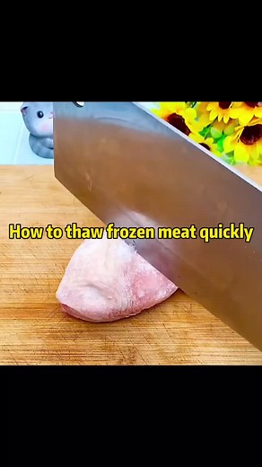 Quick and Easy Frozen Meat Defrosting Technique in Three Minutes