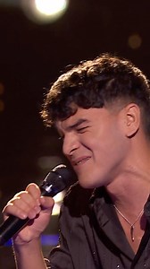 ♥️🎶 ‘Contigo’ de Sebastián Yatra y Pablo Alborán ya nos encanta. Pero es que en la voz de Manuel Ayra la sentimos muy especial. #LaVoz 🌠 | La Voz Antena 3