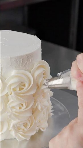 Learn to Make a Rosette Cake. Tutorial Coming Friday