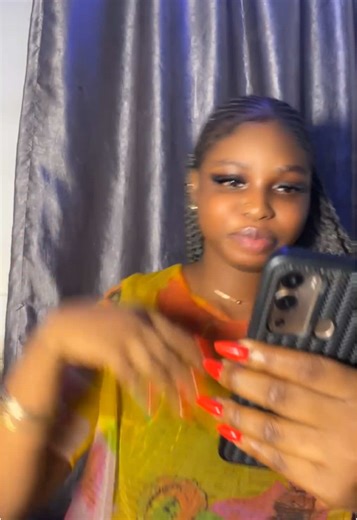 I’m just waking up and I don’t feel too good but I just have to post 💞🫶🏻