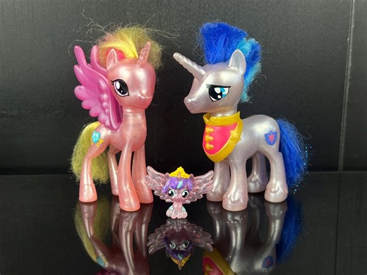 Mlp Shining Armor With Princess Cadance and Their Baby Flurry G4 Pearled My Little Pony Hasbro - Etsy
