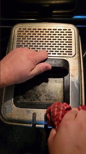 Grease Cleaning Kitchen Hack