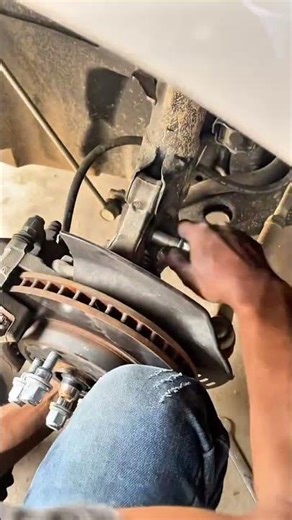 Fast Strut Replacement! 🚗💨 #carrepair #suspension #mechanic
