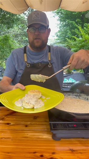 Cajun biscuits and gravy | Big K’S QUE