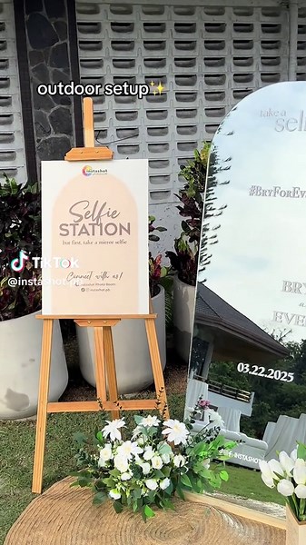 Mirror Selfie Booth Outdoor Setup for Events