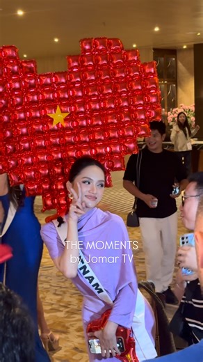Miss Universe Vietnam 2025 is on another level! The chaos speaks itself with all the fans as she checked in at Grand Richmond Hotel after the rehearsal. #MissUniverse2025 #MissUniverso2025 #Vietnam #74thMissUniverse #fblifestyle #MissUniverse #themomentsbyjomartv | ช่วงเวลา The Moments by Jomar TV