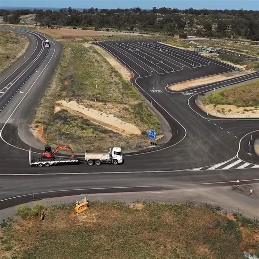 📢 The new Spring Creek Rest Area is OPEN on the Newell Hwy. It’s the north-west region’s largest heavy vehicle rest area, giving drivers a safer and more reliable place to stop and rest. See it here. 👇 | National Heavy Vehicle Regulator