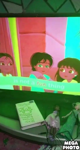Dora and friends into the city don't wake up the princess in Red highers