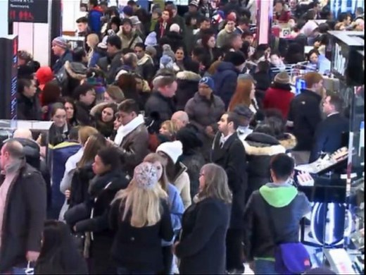 Shoppers Flood Through the Doors Earlier Than Ever