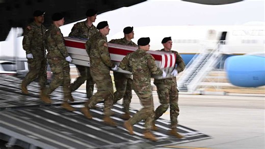 PHOTOS: Bodies of 6 slain Army reserve soldiers, including 2 Iowans, return to U.S.