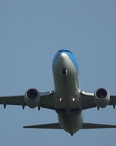 618K views · 24K reactions | Awesome HEAD-ON Departures ✈️ | Airliners Live | Facebook