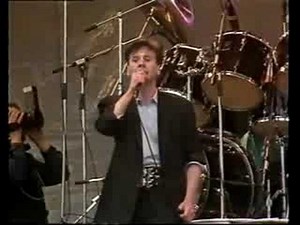 Simple Minds Live - Pinkpop 1983 - Glittering Prize
