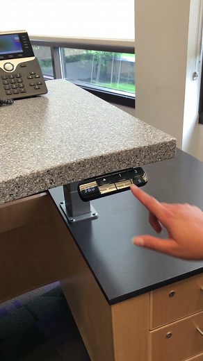 Demco® TechnoLink® Height-Adjustable Reference Desk