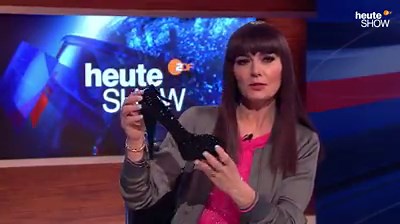 1.4M views · 18K reactions | Schuhe kaufen und Fahrradhelme verbieten! Netzreporterin Larissa weiß, wie man Altersarmut bekämpft. Die ganze heute-show in der Mediathek: https://kurz.zdf.de/hs1931fb/ | ZDF heute-show | Facebook