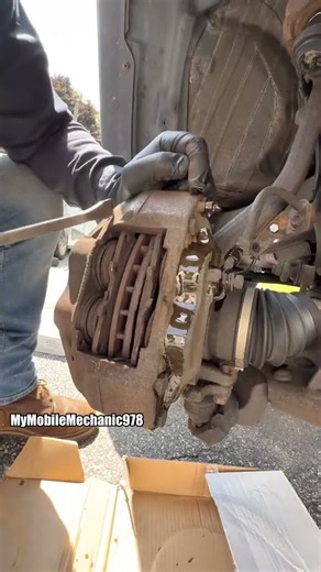 Brake fluid flows, but the piston won’t compress? 🤔 Here’s how I diagnosed a bad caliper. 🔧 #auto