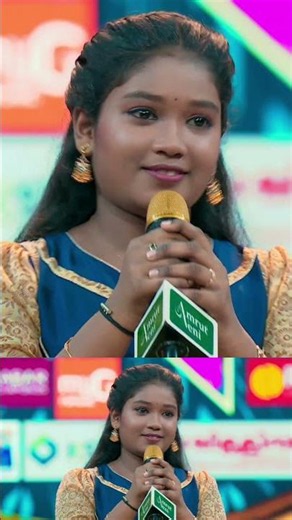 The musical stage mesmerized by Shreya's sweet voice... ✨