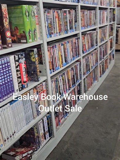 Back at it again at the Easley Book Warehouse Outlet @bookwarehouseoutlet #comics #BookTok #comictok #comicbooks #dccomics