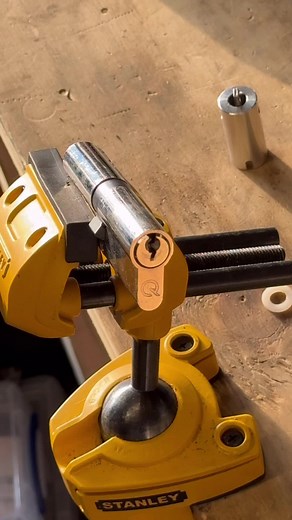 How to Open a Euro Profile Cylinder with Bump Keys