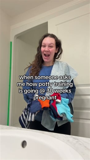 how potty training at 30 weeks pregnant is going #shorts