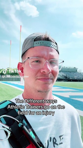 Different Ways Athletic Trainers Respond to Injuries