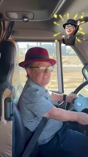 Yeap this is me Shorty Rossi earlier this day. Yeap this is me driving a big rig on our way to South Dakota. It’s all about saving dogs lives. We are now in Wyoming. #herculeslives #roadtrip #pitboss #shortyrossi #shortysrescue #cigars #cigar #pitbull #pitbullsofinstagram #dog #dogsofinstagram #dogs #pitbulls #puppy #americanbully #pitbulllove #love #bully #apbt #pitbullpuppy #bullybreed #pit #dogstagram #dontbullymybreed | Shorty Rossi