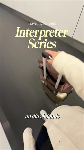 Traveling vlog as an interpreter ✈️ Te muestro rápido cómo se ve un día cuando viajo para una conferencia en Estados Unidos. Si quieres más vlogs así, sígueme. Y si quieres mi Back to Me Journal, lo encuentras en el link de mi perfil. 🔗 #InterpreterLife #ConferenceTravel #TravelVlog #journaling #workvlog