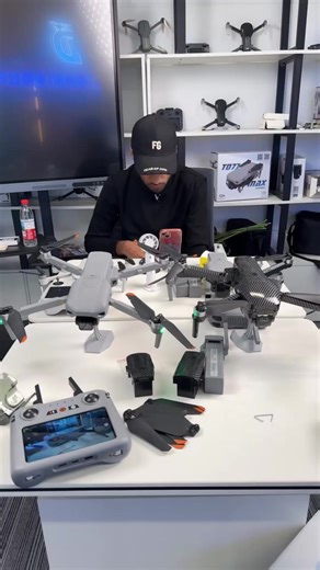 TD77 MAX Drone with 4 Propellers 4K HDR 48MP Camera 5.5-inch Screen 360° Coverage FAA Compliant for Aerial Photography & Video Capture