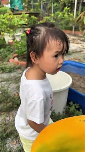 Visiting my maternal grandparents' hometown with the adorable little NaMi and her grandmother (Pa...