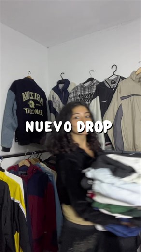 30 prendas a la venta mañana en nuestra página de IG