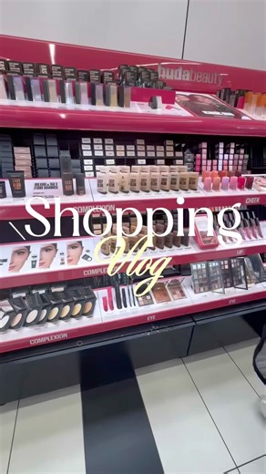 shop with me!! #shoppinghaul #shopping #shoppingvlog #shopwithme #vlogs #vlog