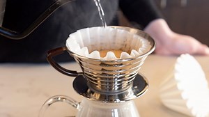 Kalita Wave 185 Pour Over How To (For Beginners)